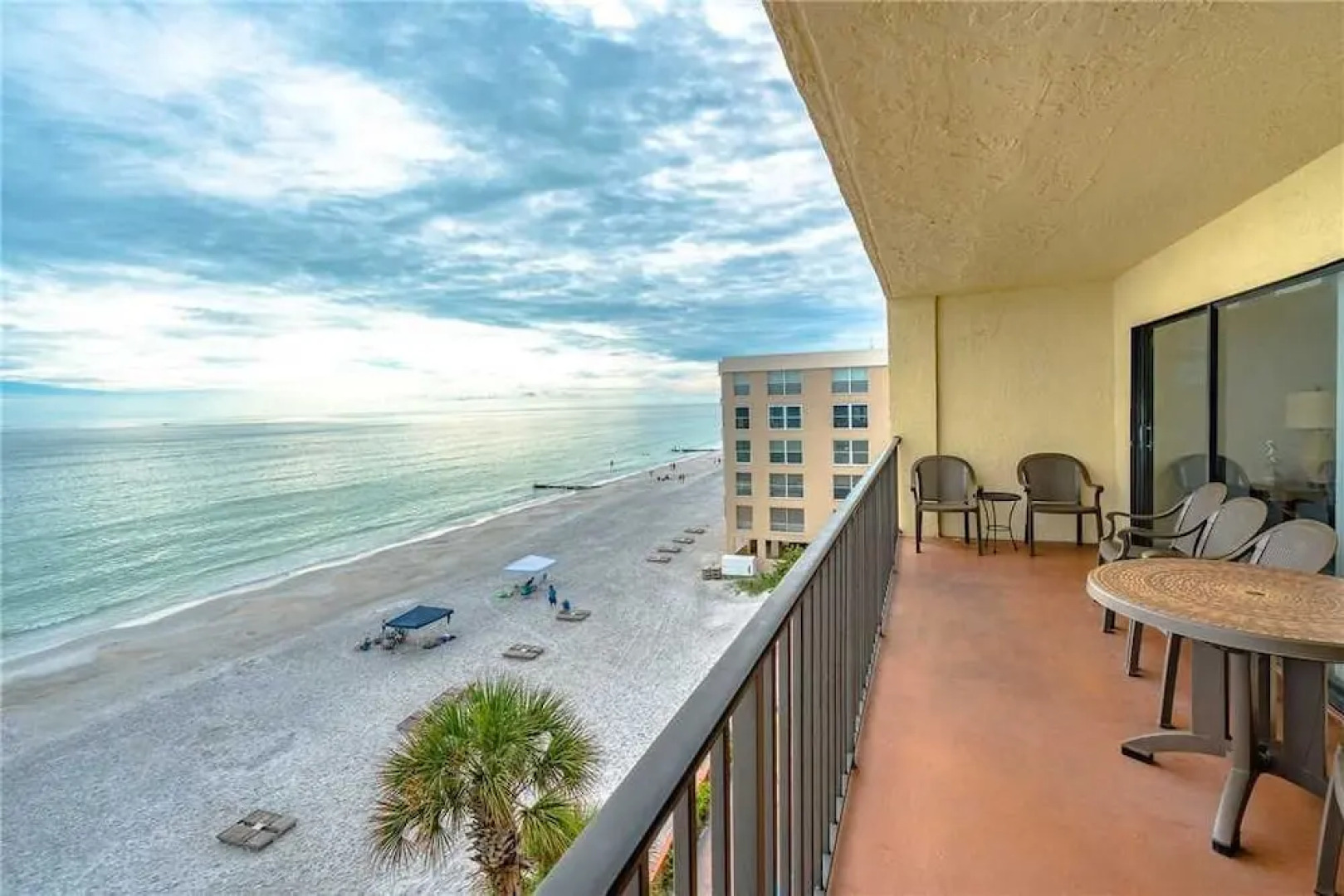 Las Brisas 404 - Three Bedroom Condo