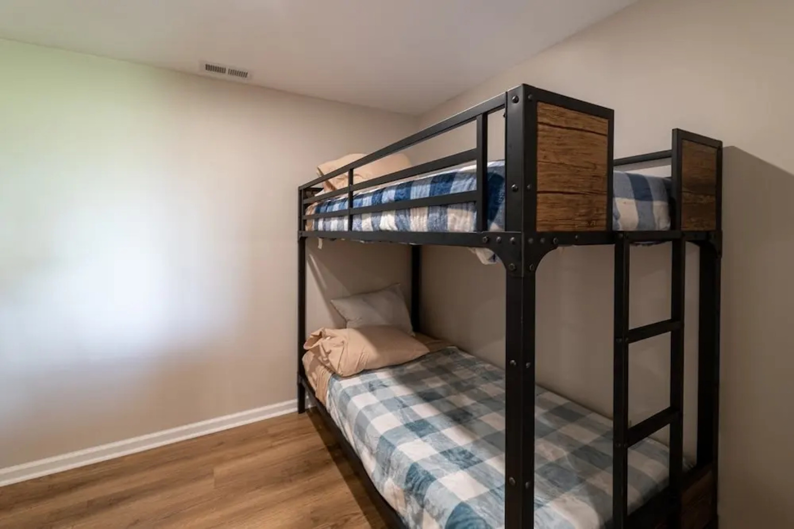 Sunset Peaks - 3 Br Home