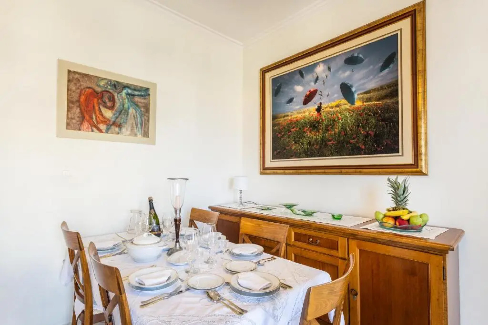 Ranias Luxurious Apartment