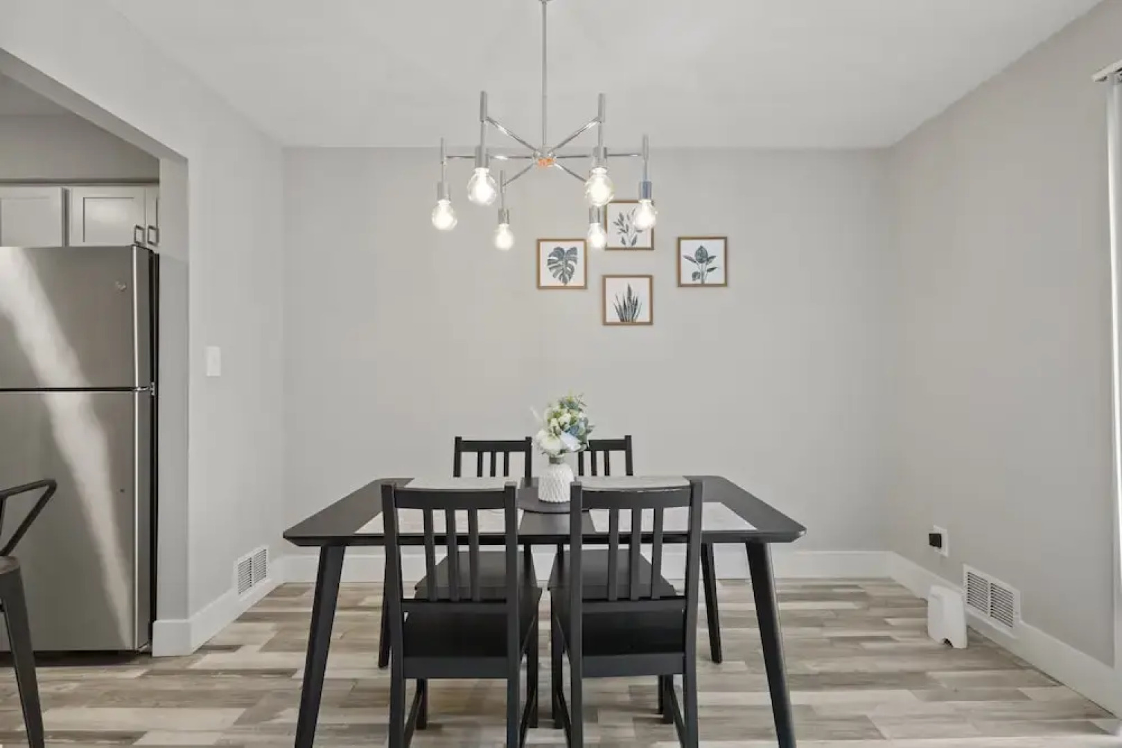 2BR Stay Close to Downtown