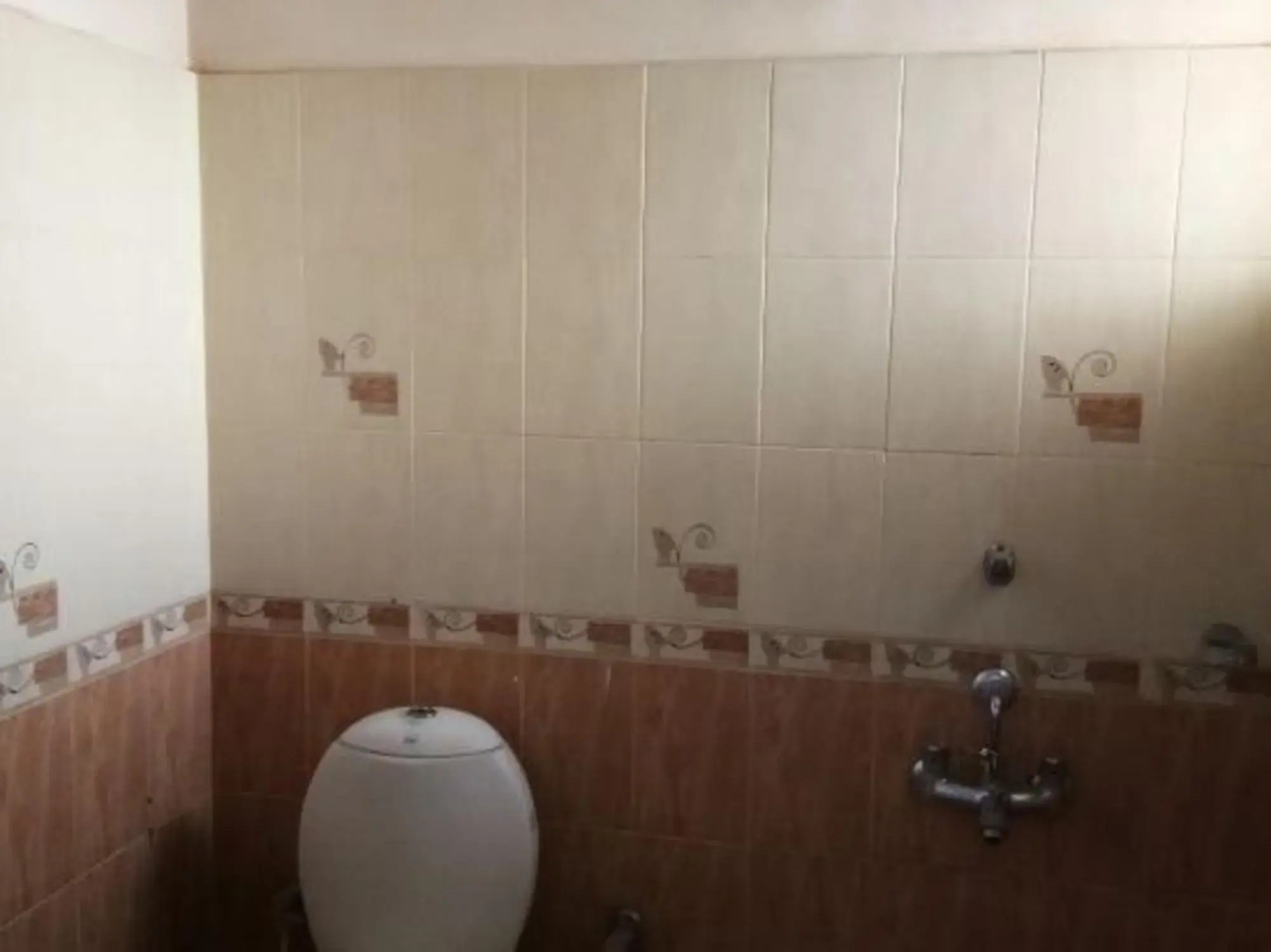 Mascot Paradise City Hotel