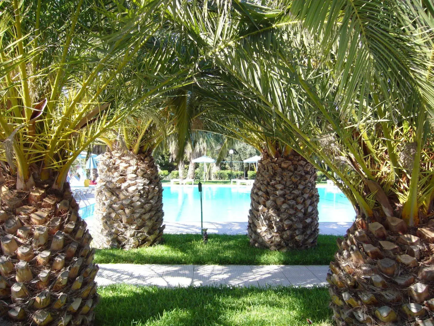 Nina Beach Hotel