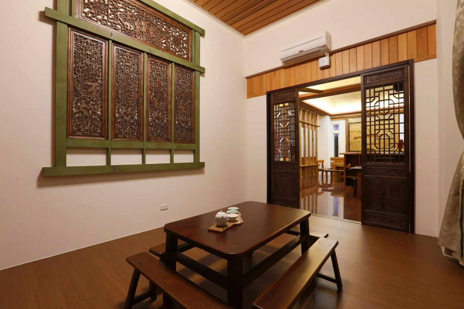 Happy Happy Okgo B&B