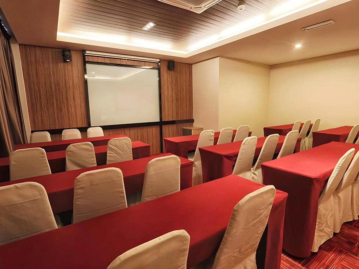 Hotel Austin Paradise - Mount Austin