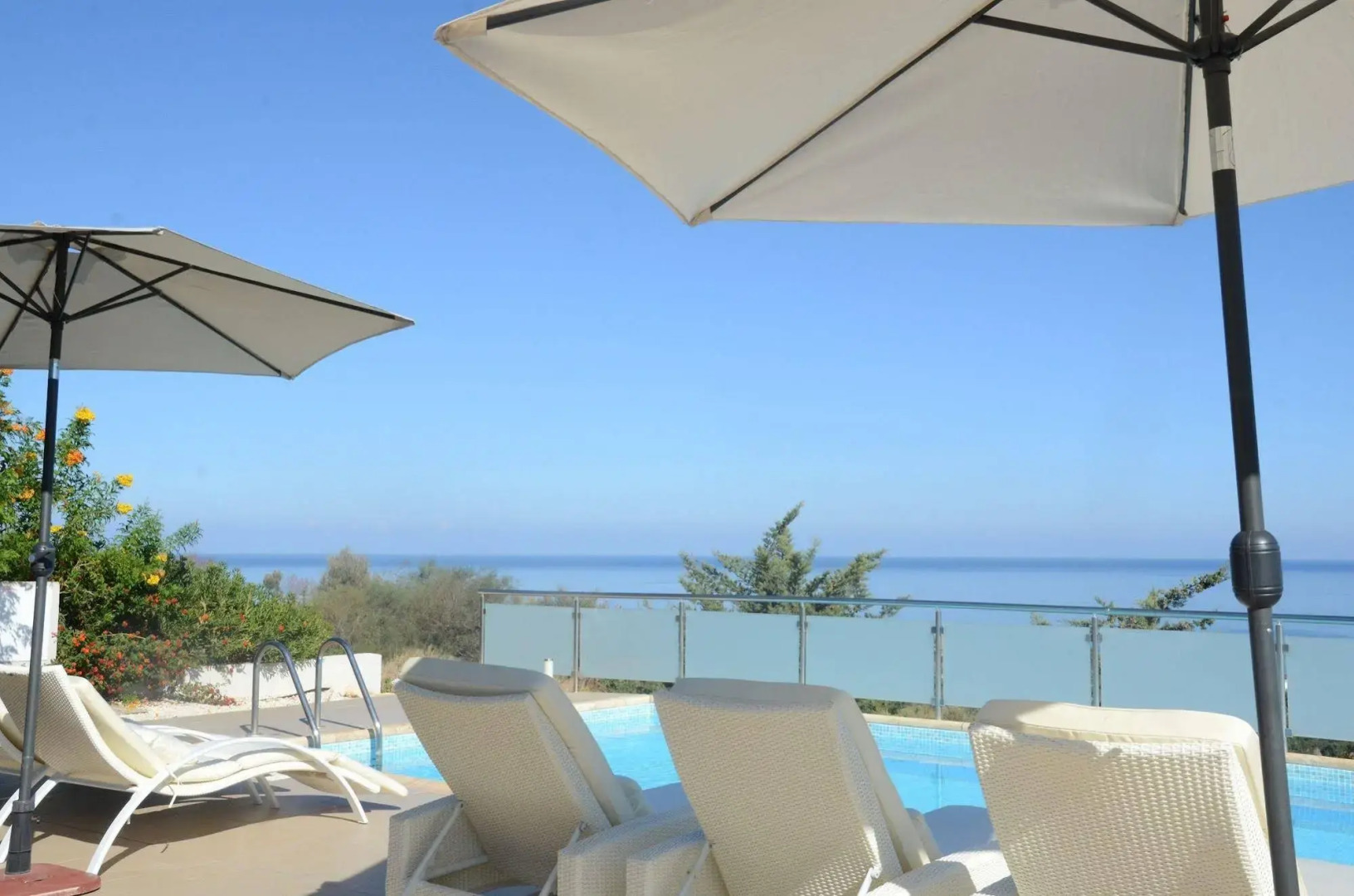 Linda Braker Esprit Villas