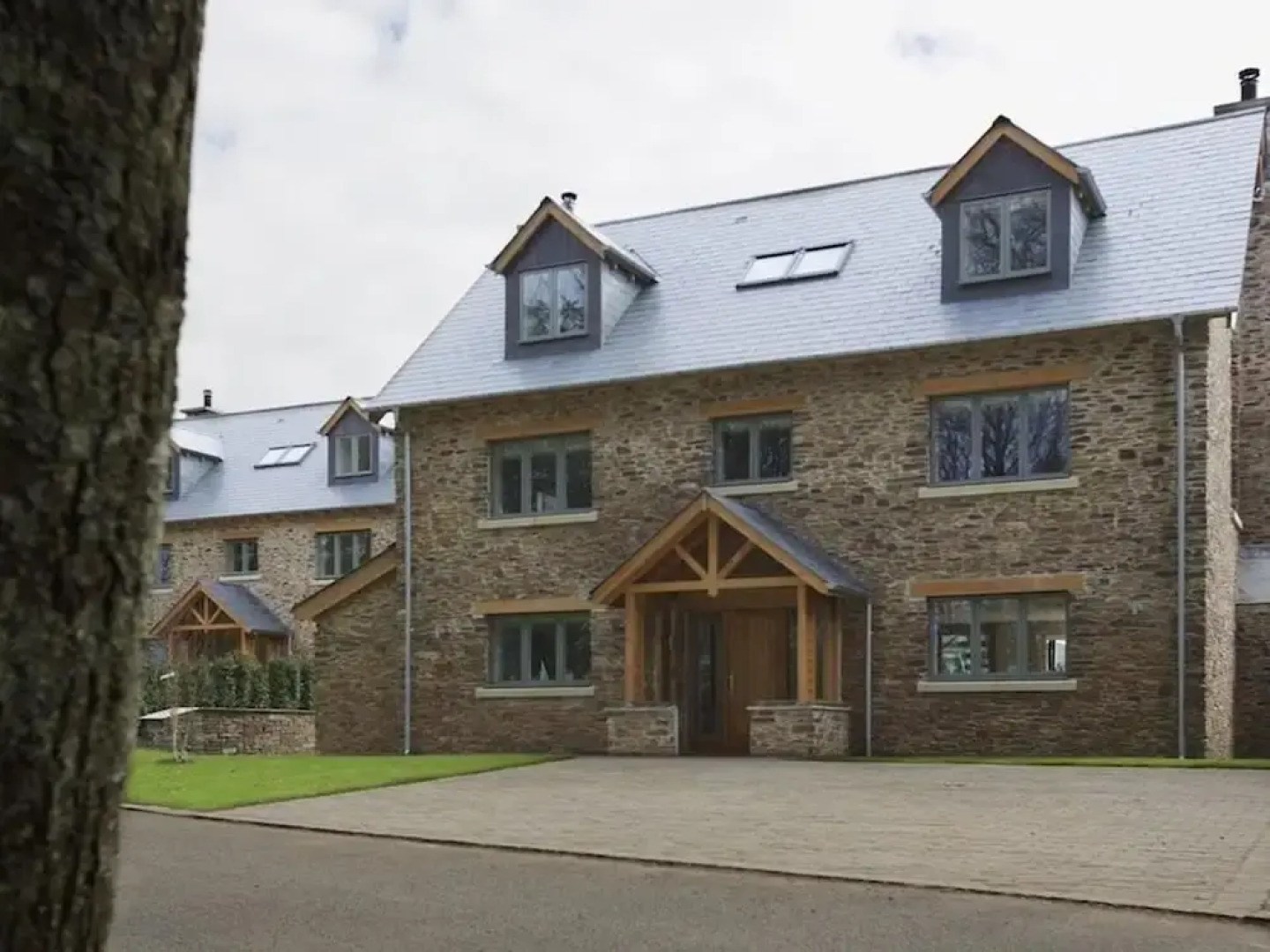 3 The Drive, Hillfield Village