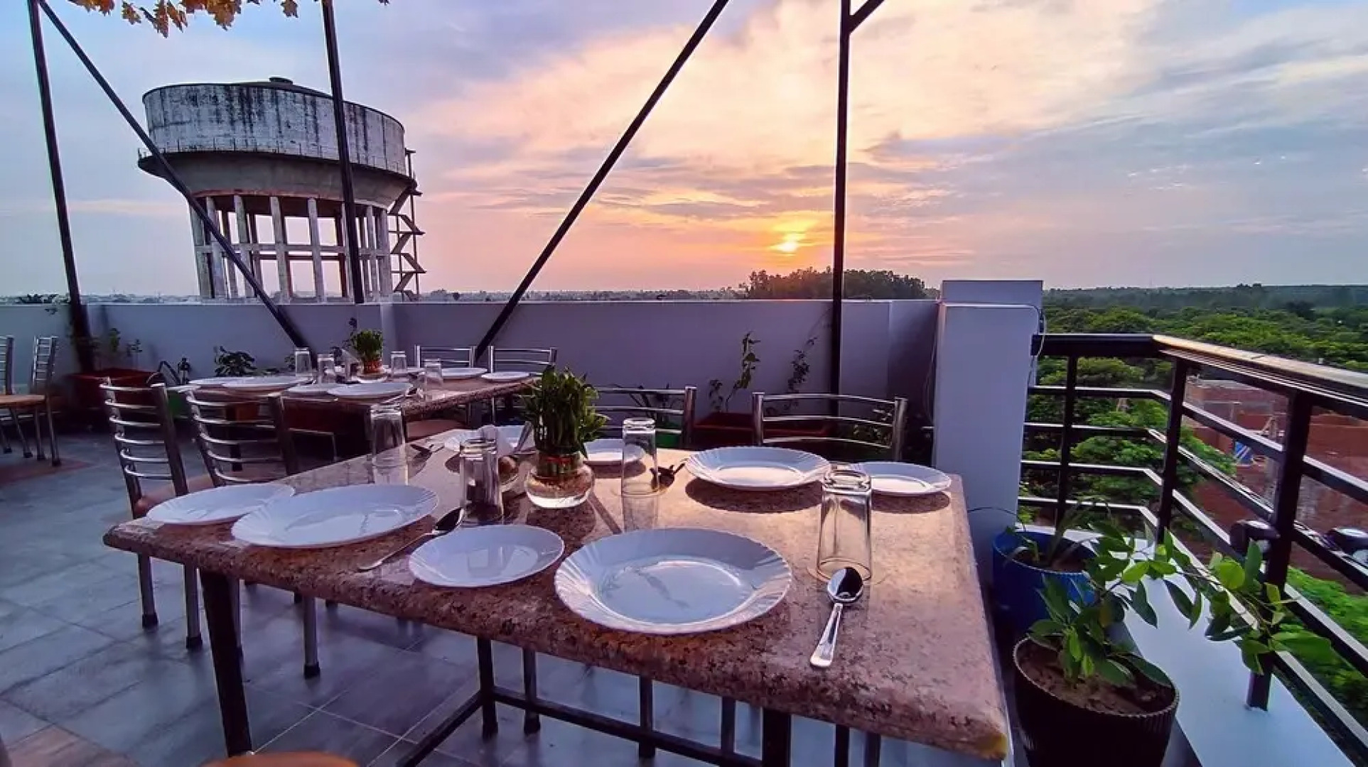 Asapian House - A Luxury Homestay at Moradabad