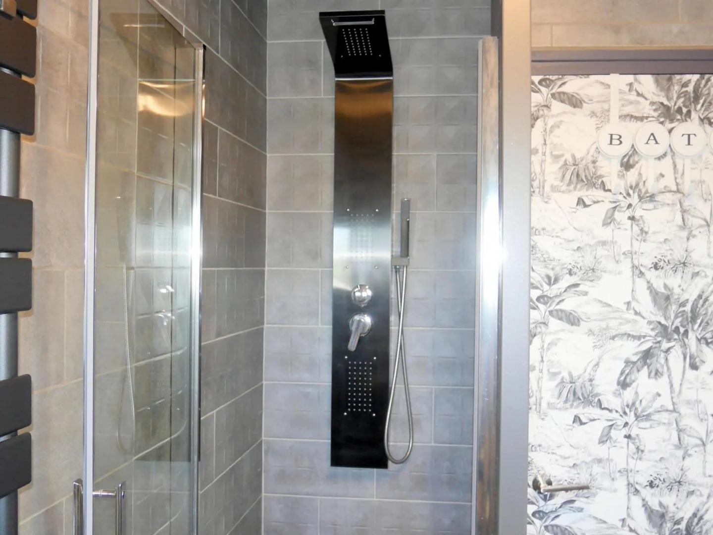 Holiday Home With Jacuzzi, Guisseny