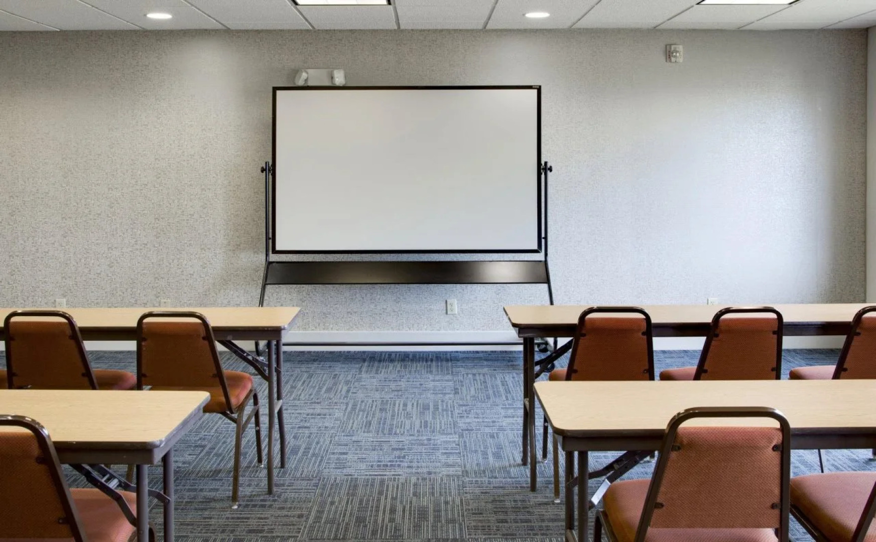 Holiday Inn Express Hotel & Suites Jacksonville by IHG