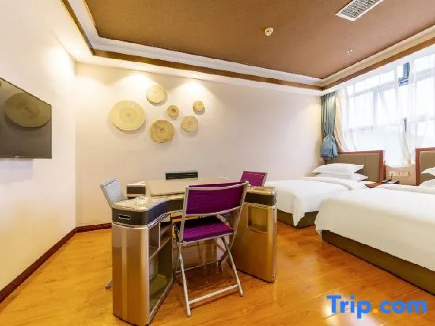 Yuma Bay Hot Spring Hotel