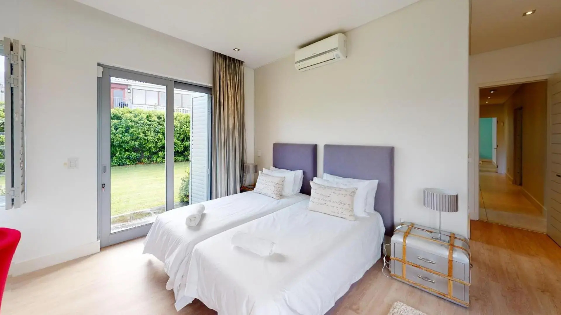 Stamford on Sea by Top Destinations Rentals