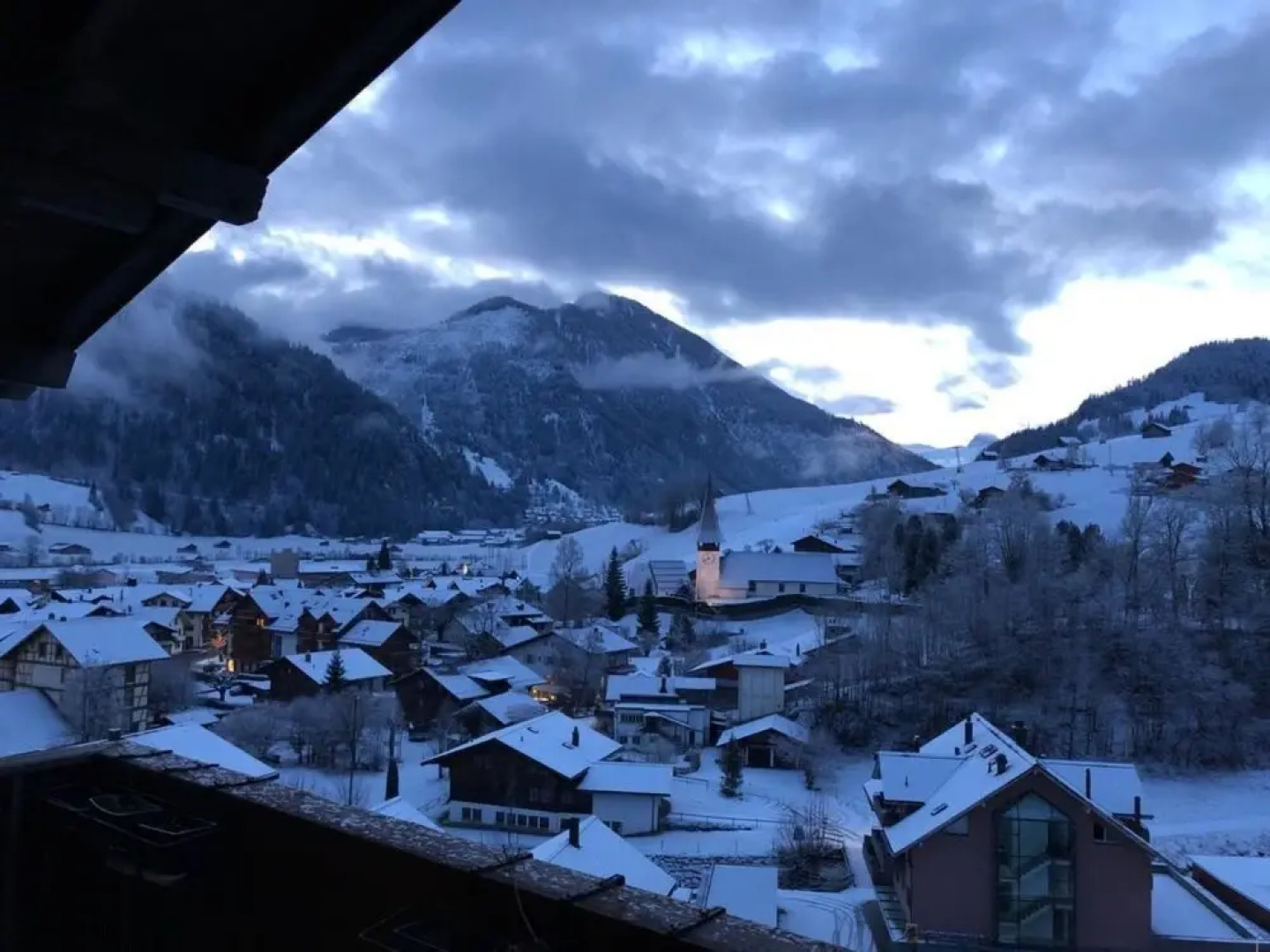 H Beli Zweisimmen in Zweisimmen