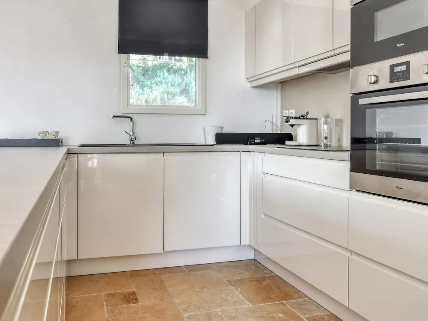 Plush Villa in Le Cannet-des-Maures with Private Pool