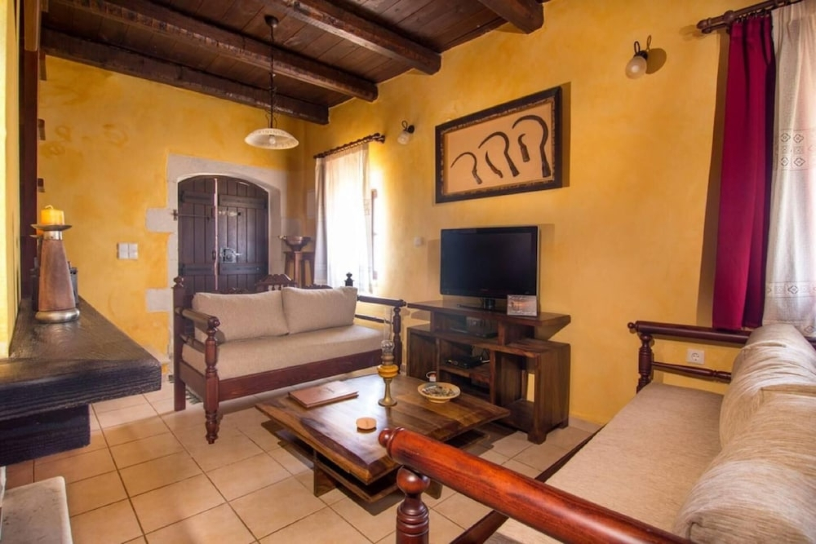 Red Villa - Fliskouni - 1 Bedroom Maisonette