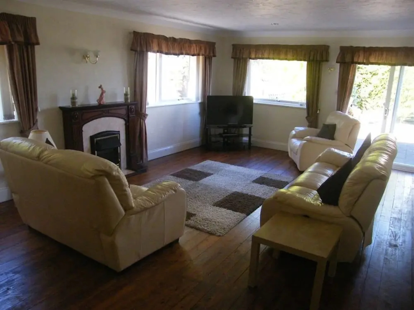 Elmbank Accommodation