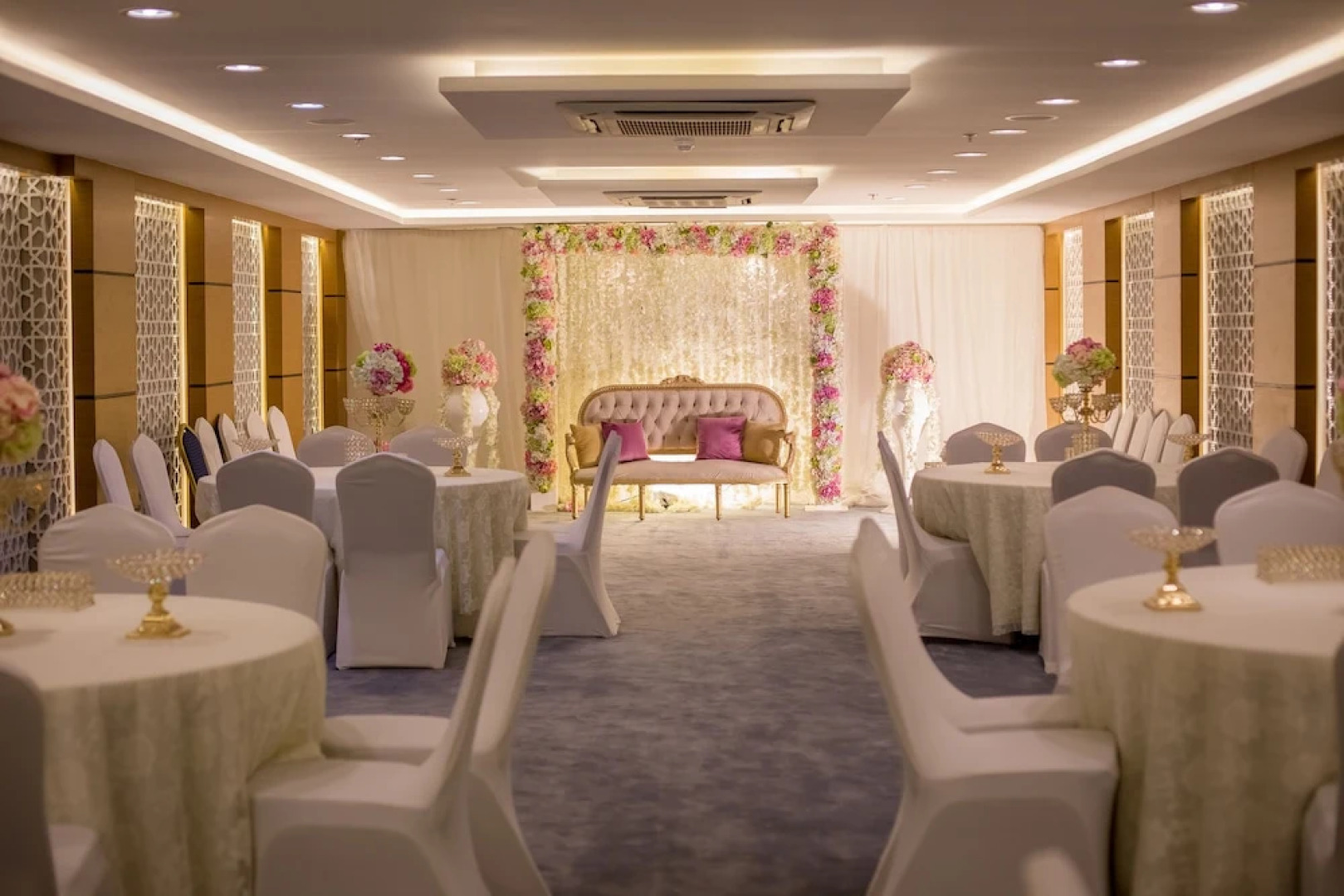 Capital O 145 Sendan Residence