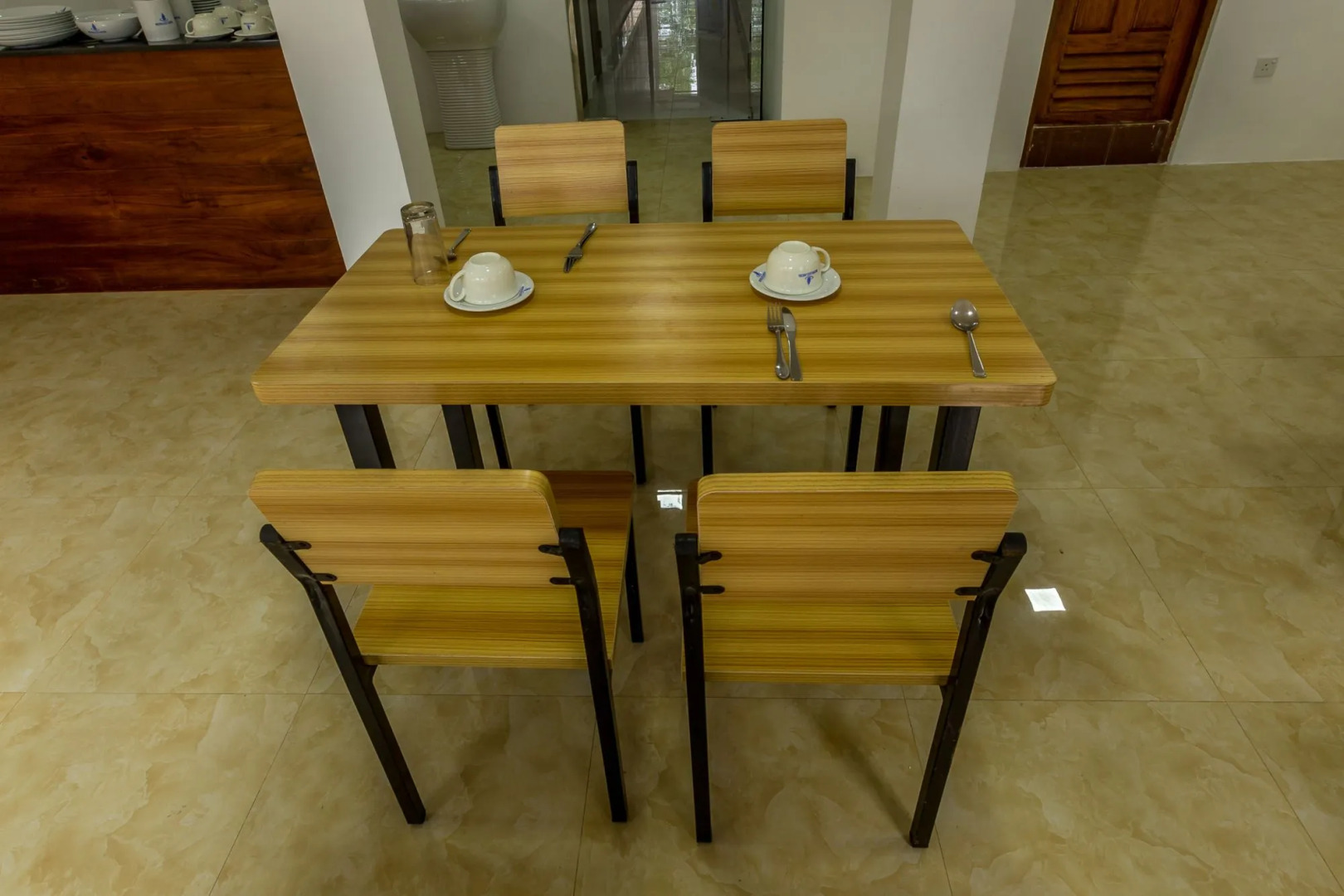 Metro Port City Hotel