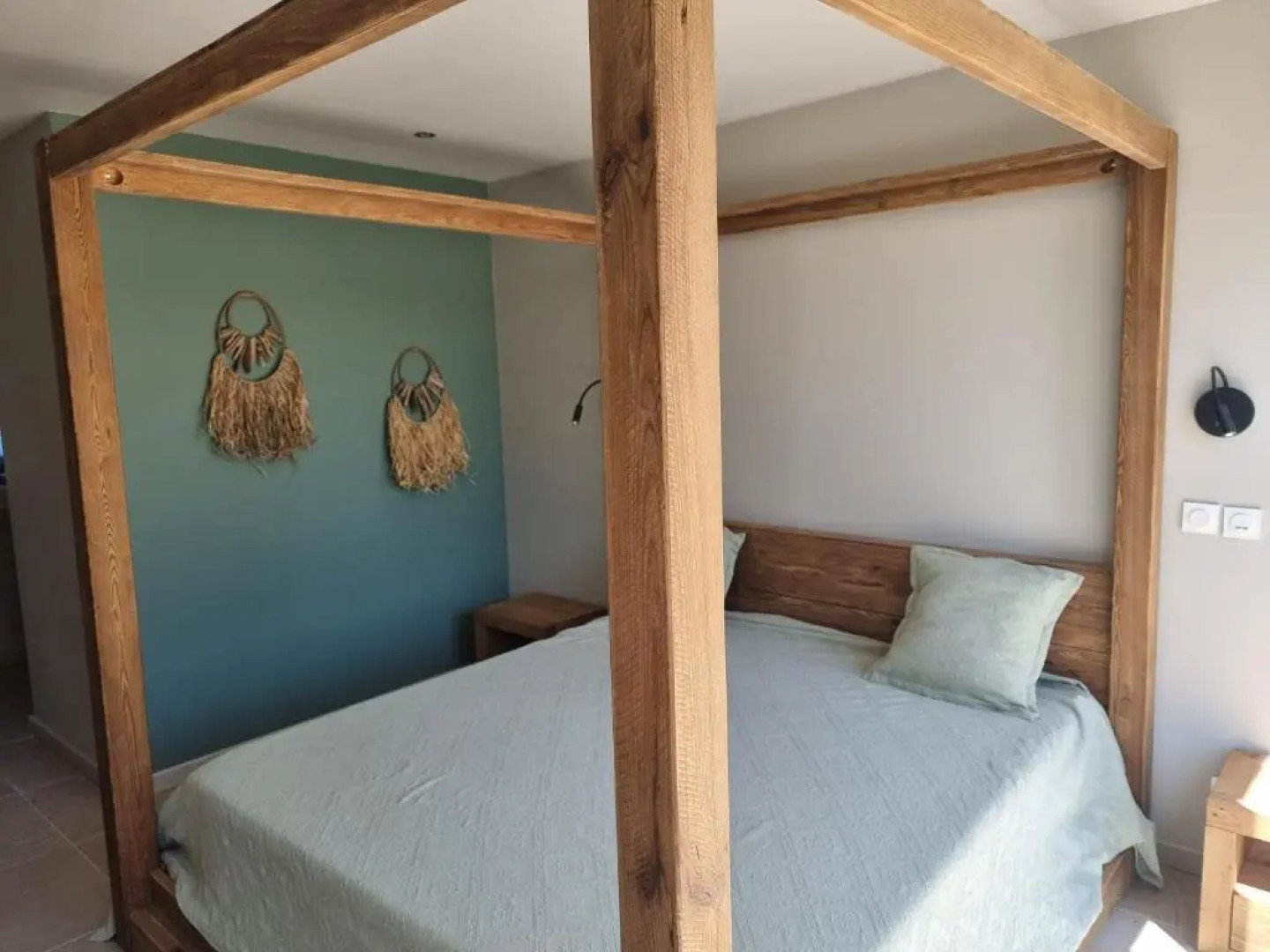 Villa 4 chambres Spa Sauna Piscine chaufée boulodrome LA BASTIDE DE LUSON