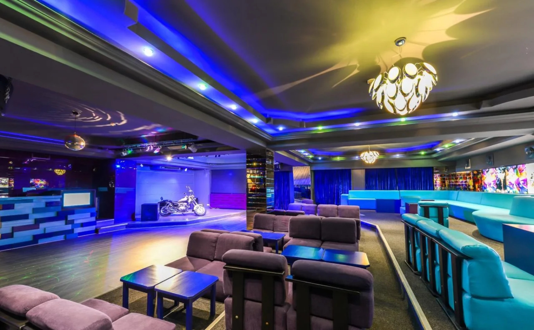 Phoenicia Grand Hotel