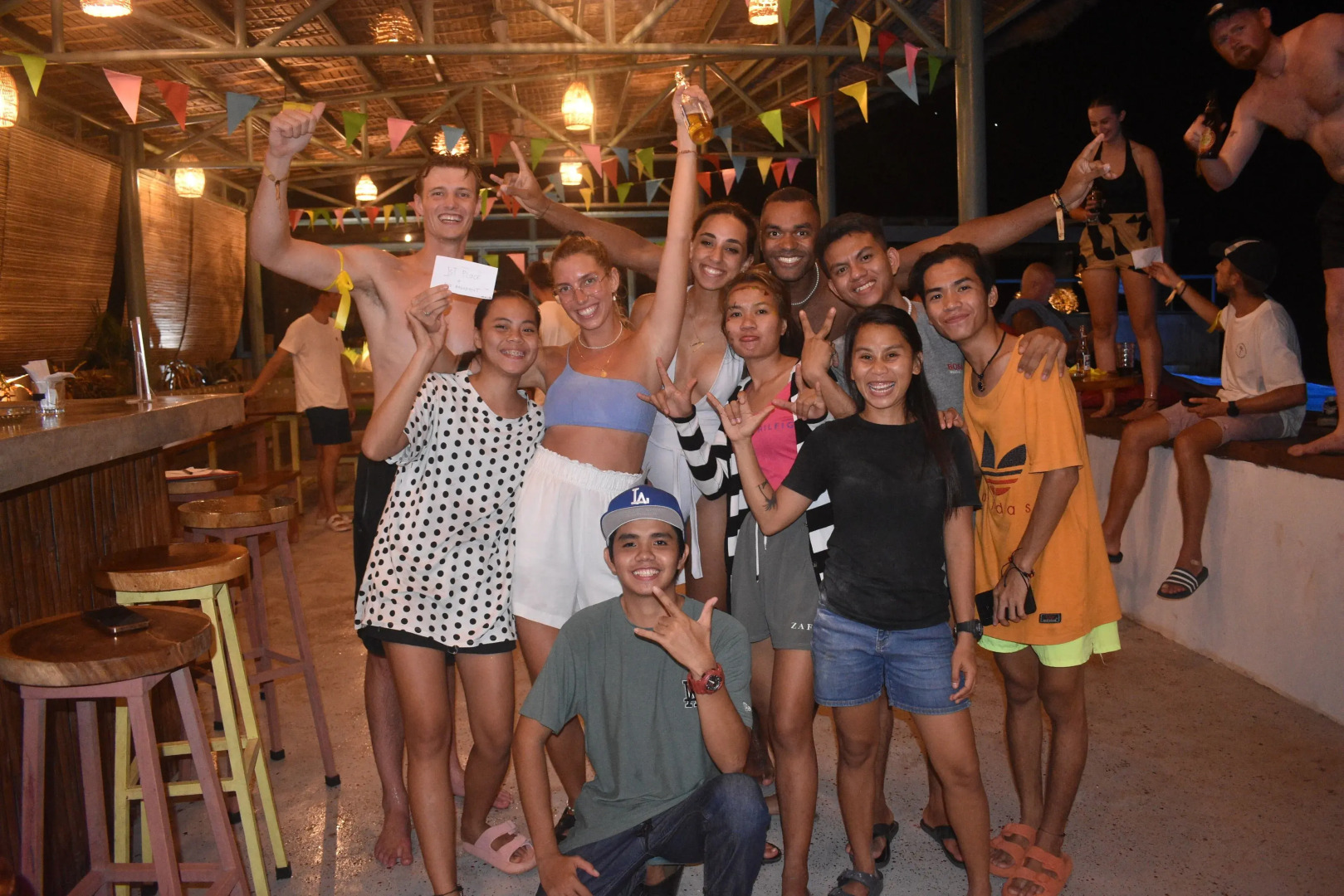 Outpost Hostel - Coron