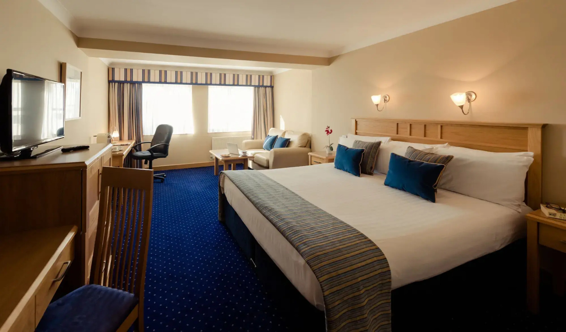 Rochestown Lodge Hotel