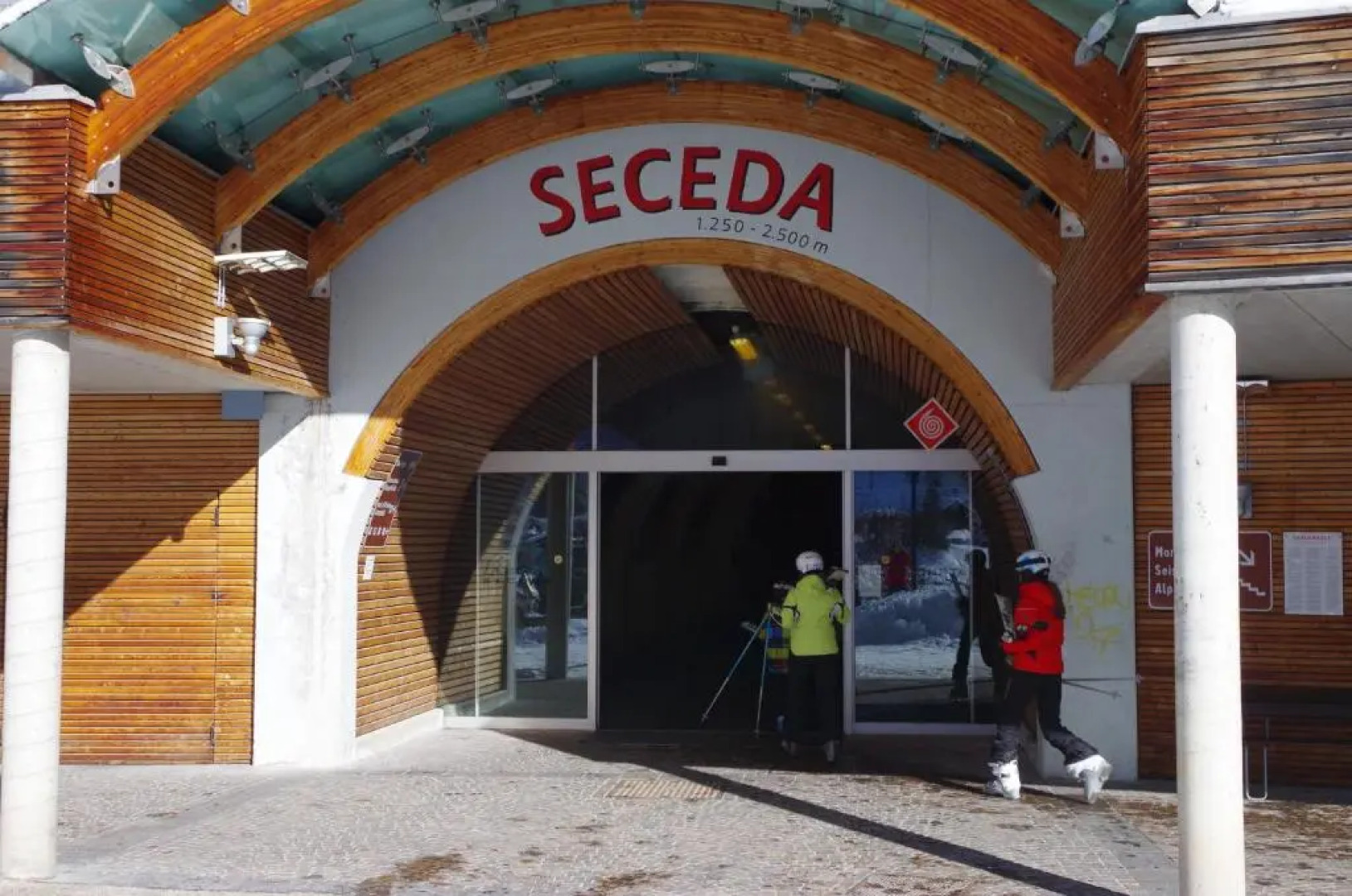 Villa Hubertus Apartments