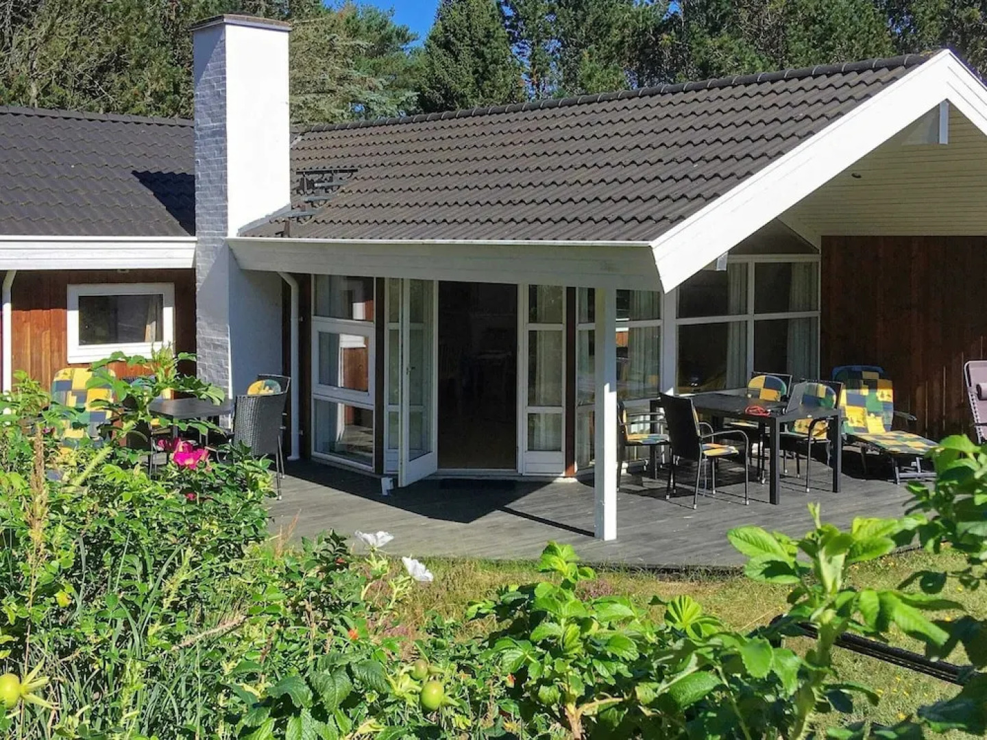 10 Person Holiday Home in Albaek