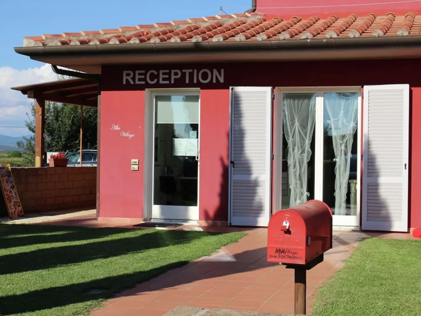 Cozy Apartment With a Terrace, Near the Sea