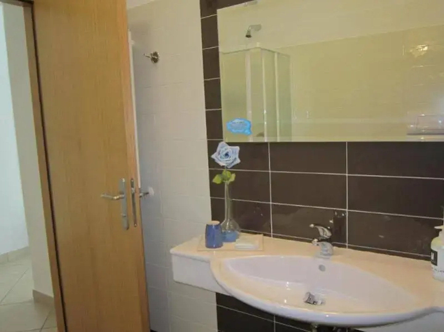 Manhattan Village Hotel