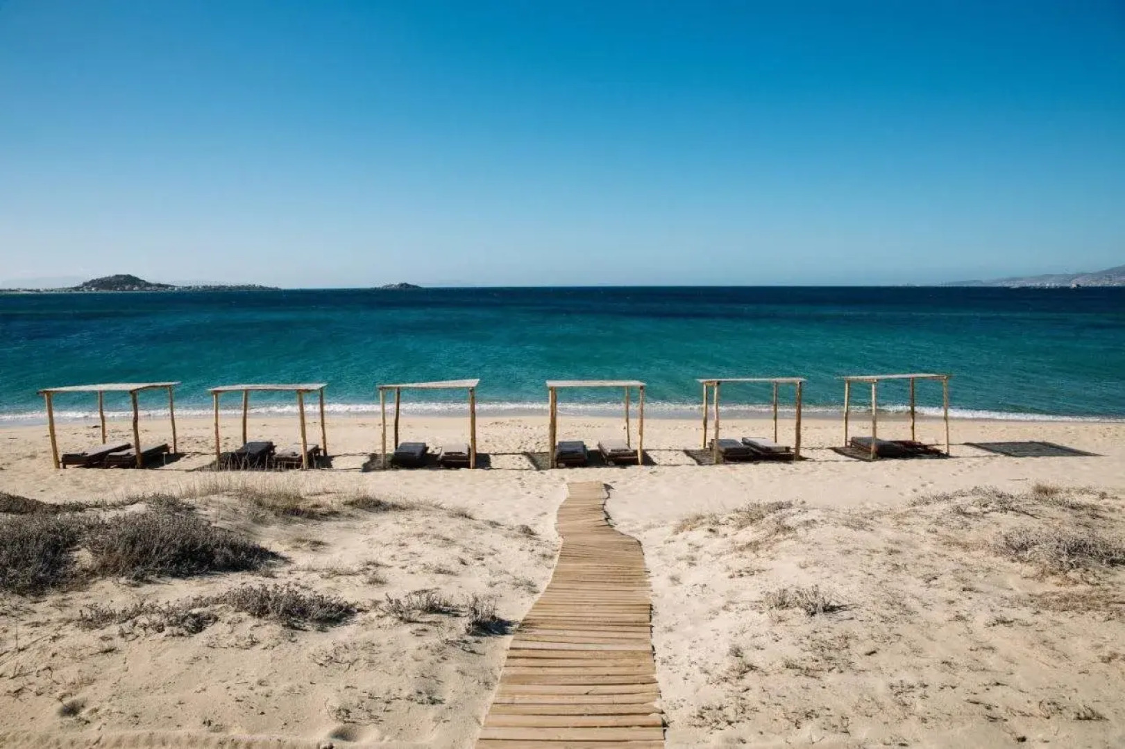 Ammothines Cycladic Suites