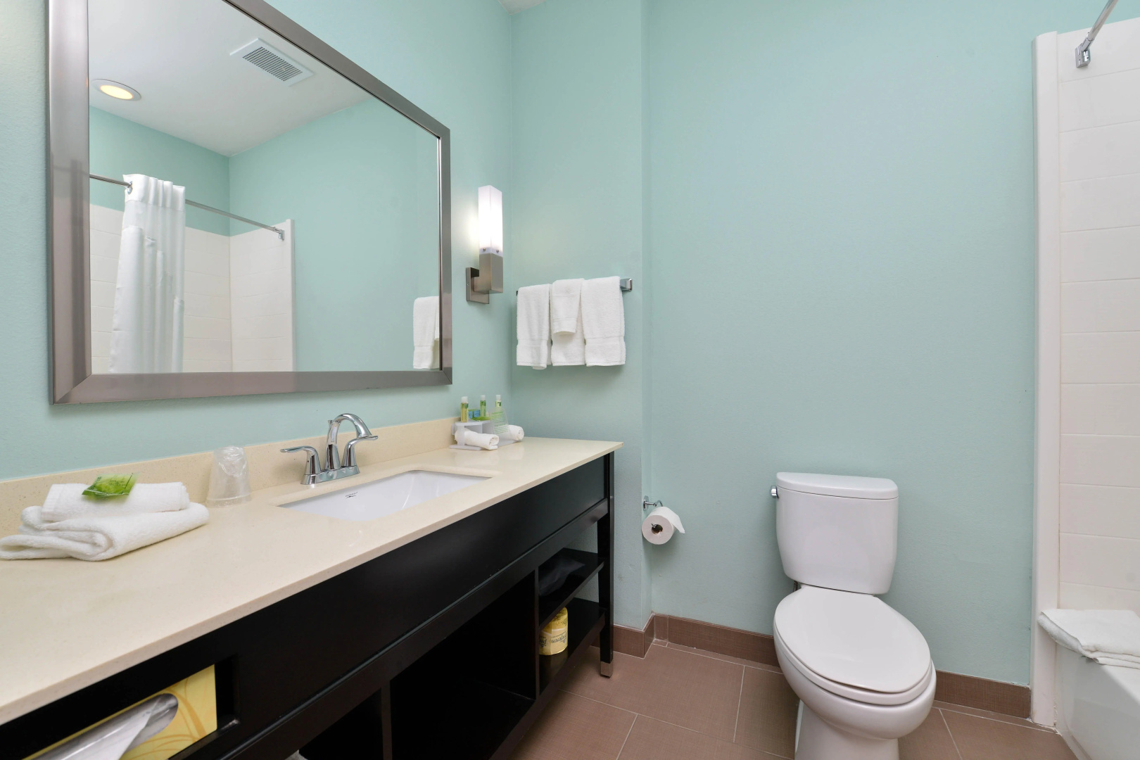 Holiday Inn Express & Suites Austin South by IHG