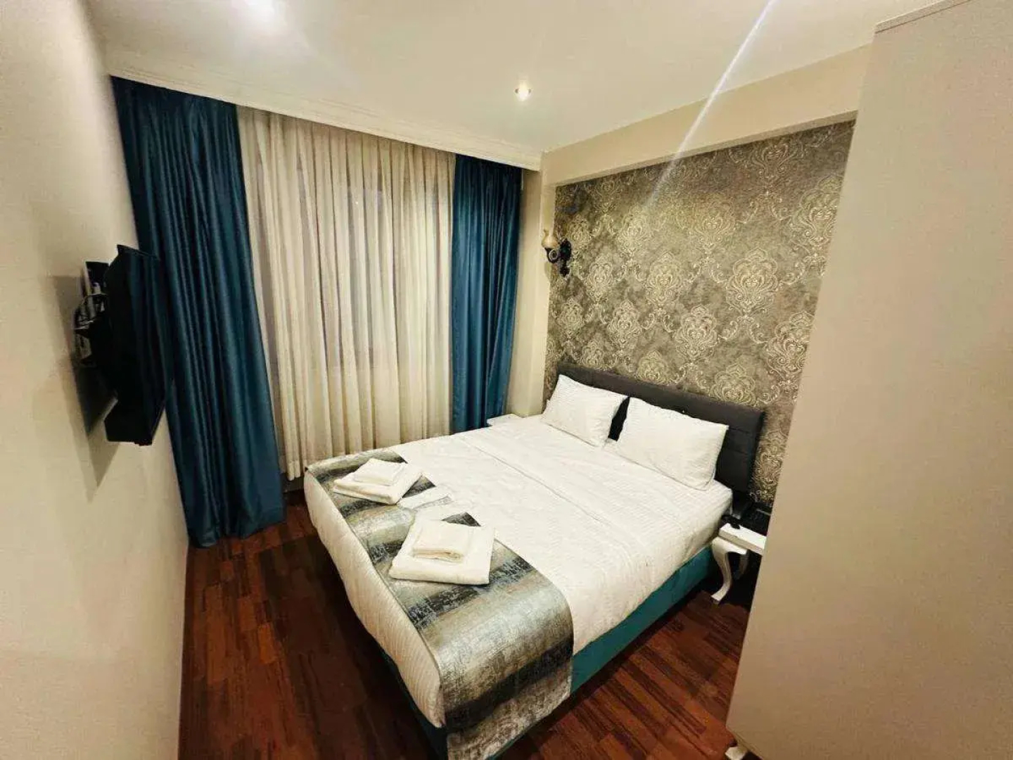 My Boutique Hotel