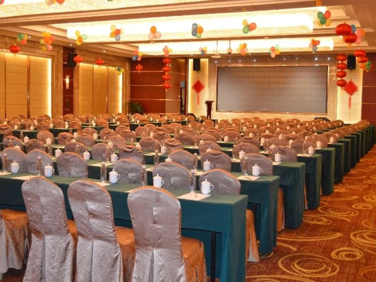 Fwinchine International Hotel