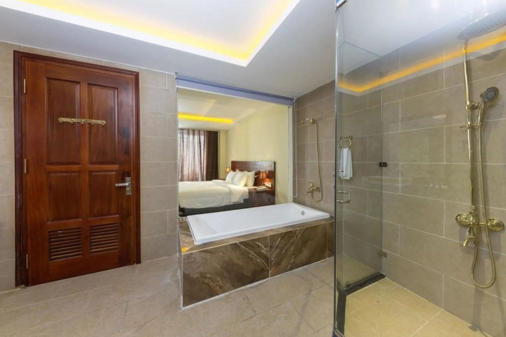 Курортный отель Amarin Resort & Spa Phu Quoc