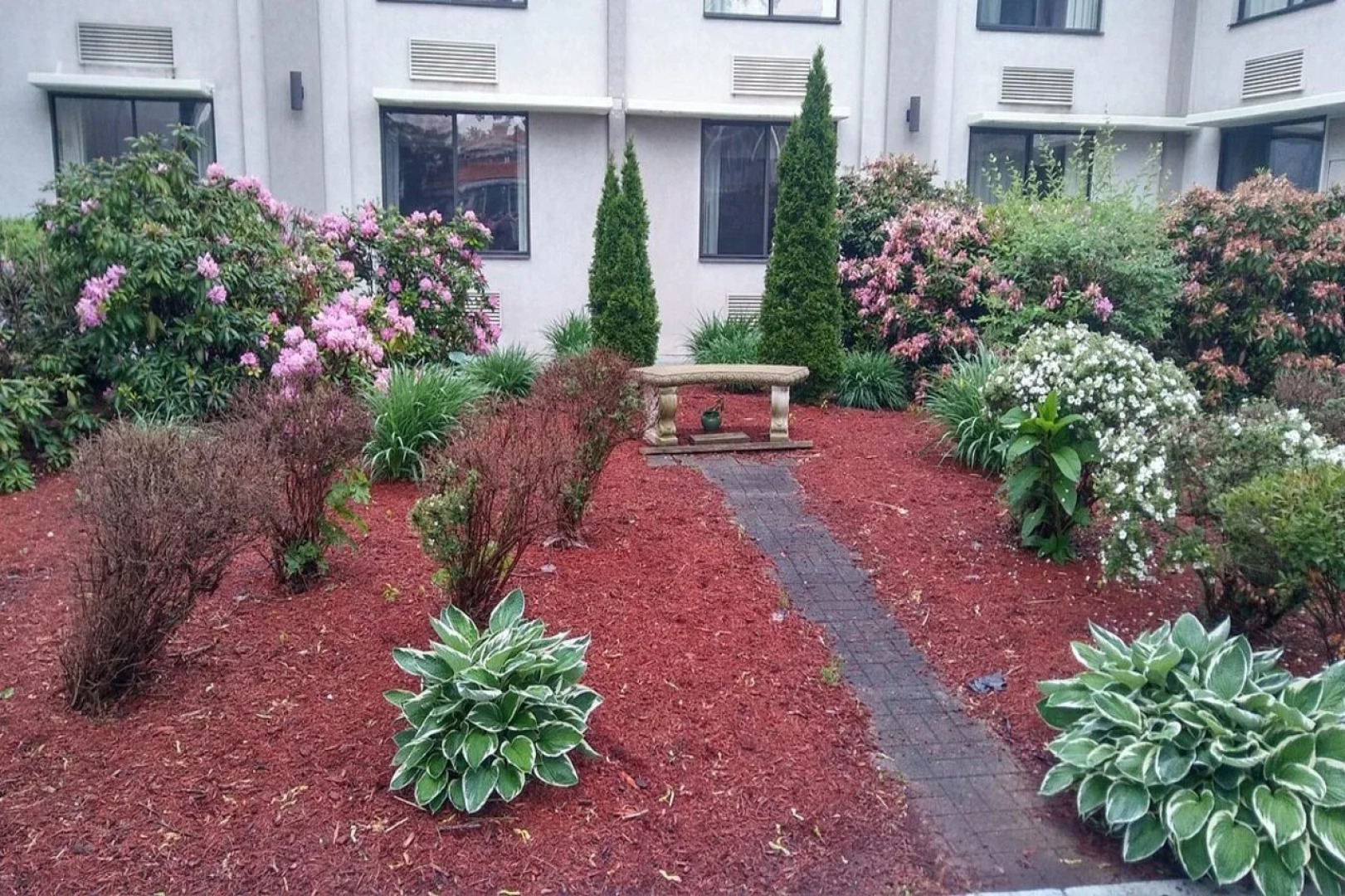 HomeTowne Studios by Red Roof Painted Post