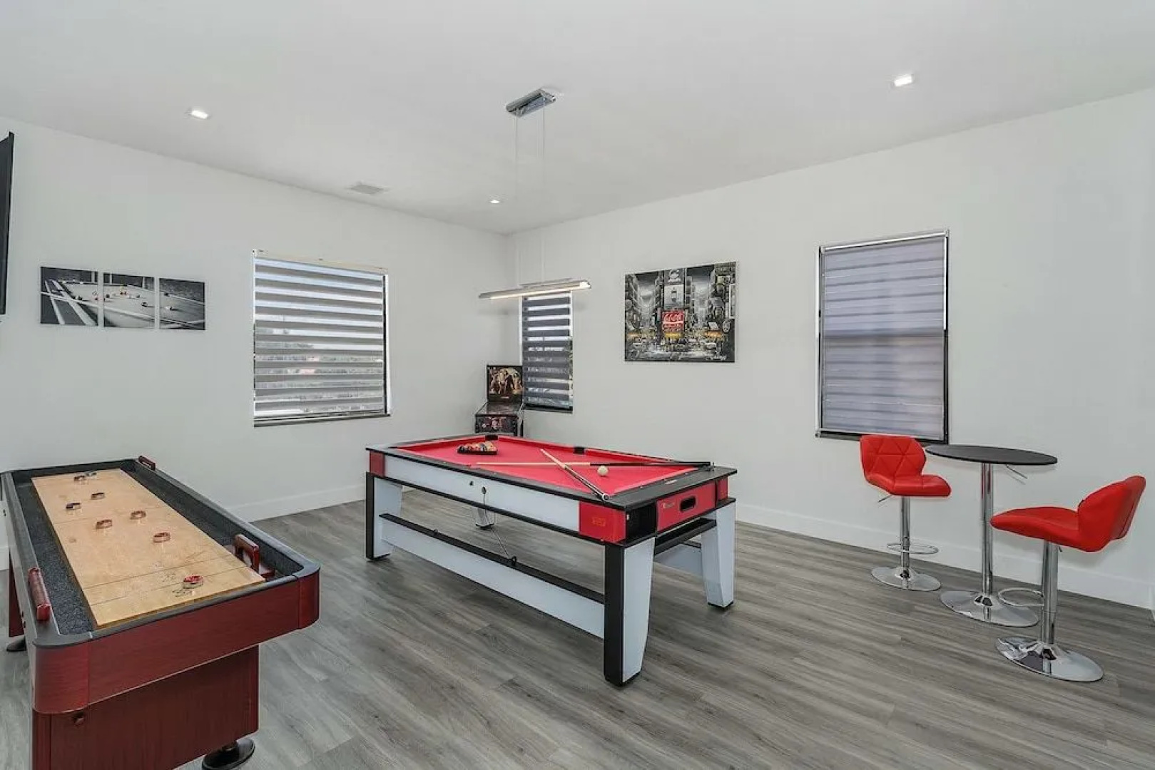 Villa Cosmopolitan by Vacationhit