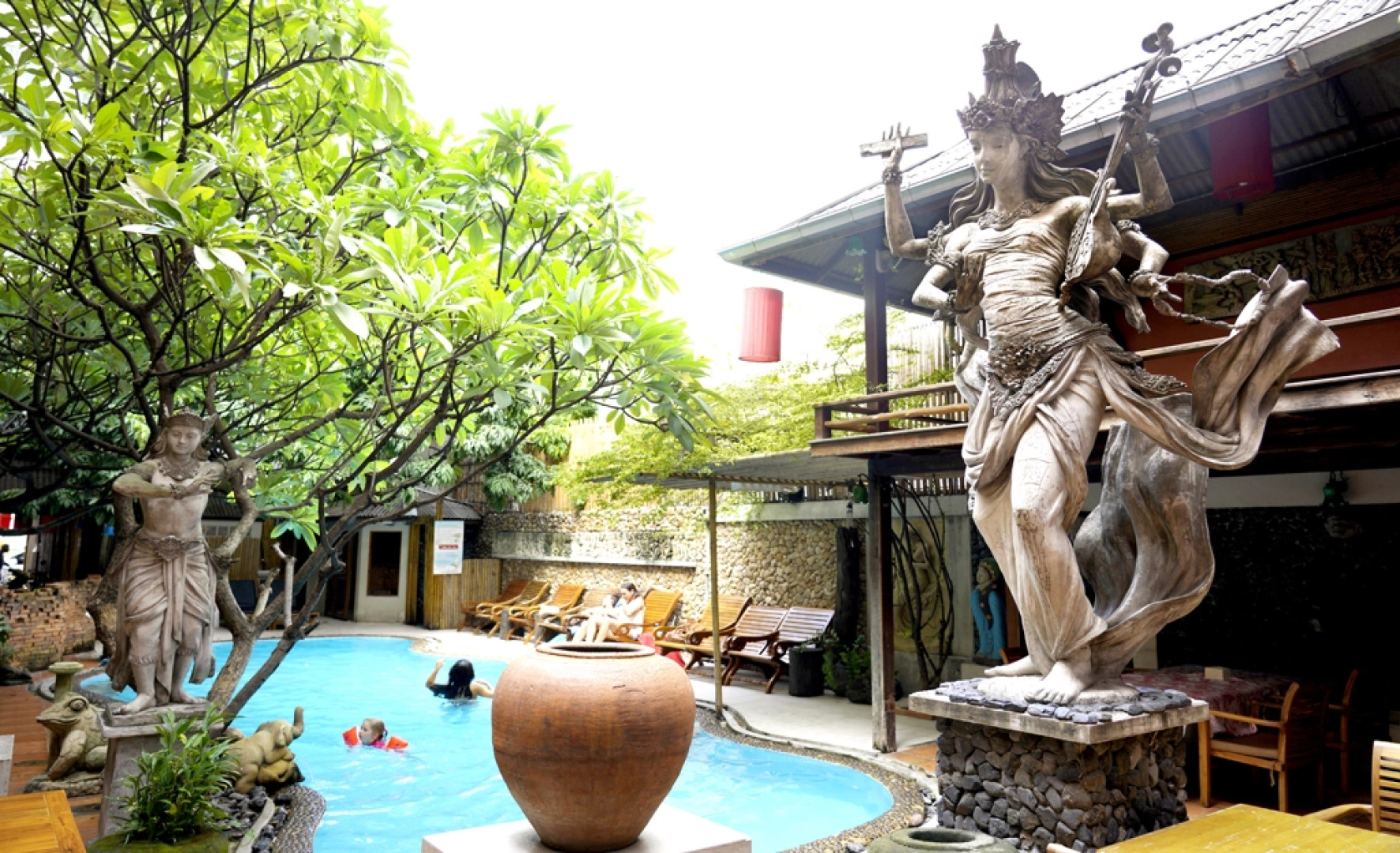 Villa Cha Cha Banglumphu