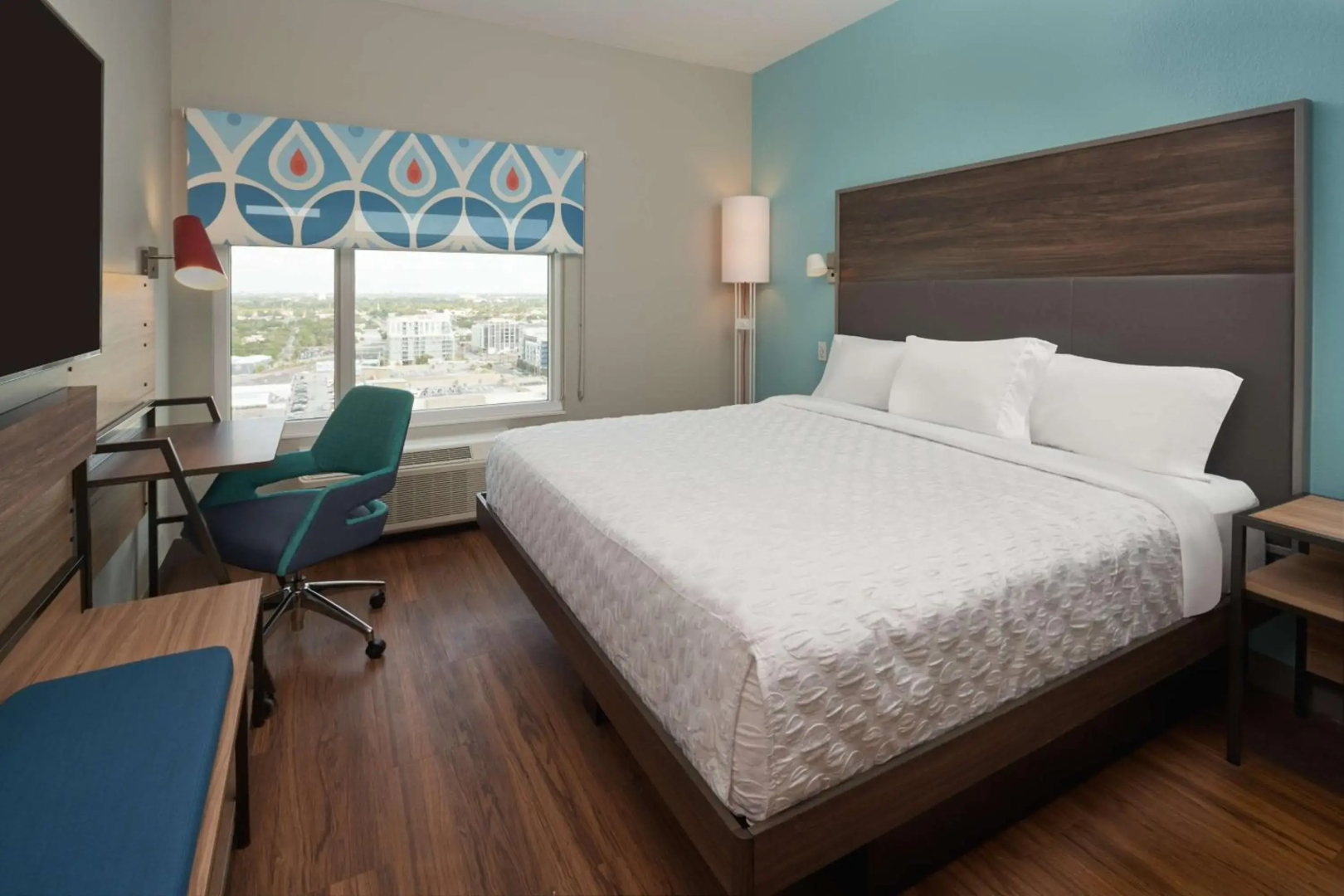 Shore Hotel