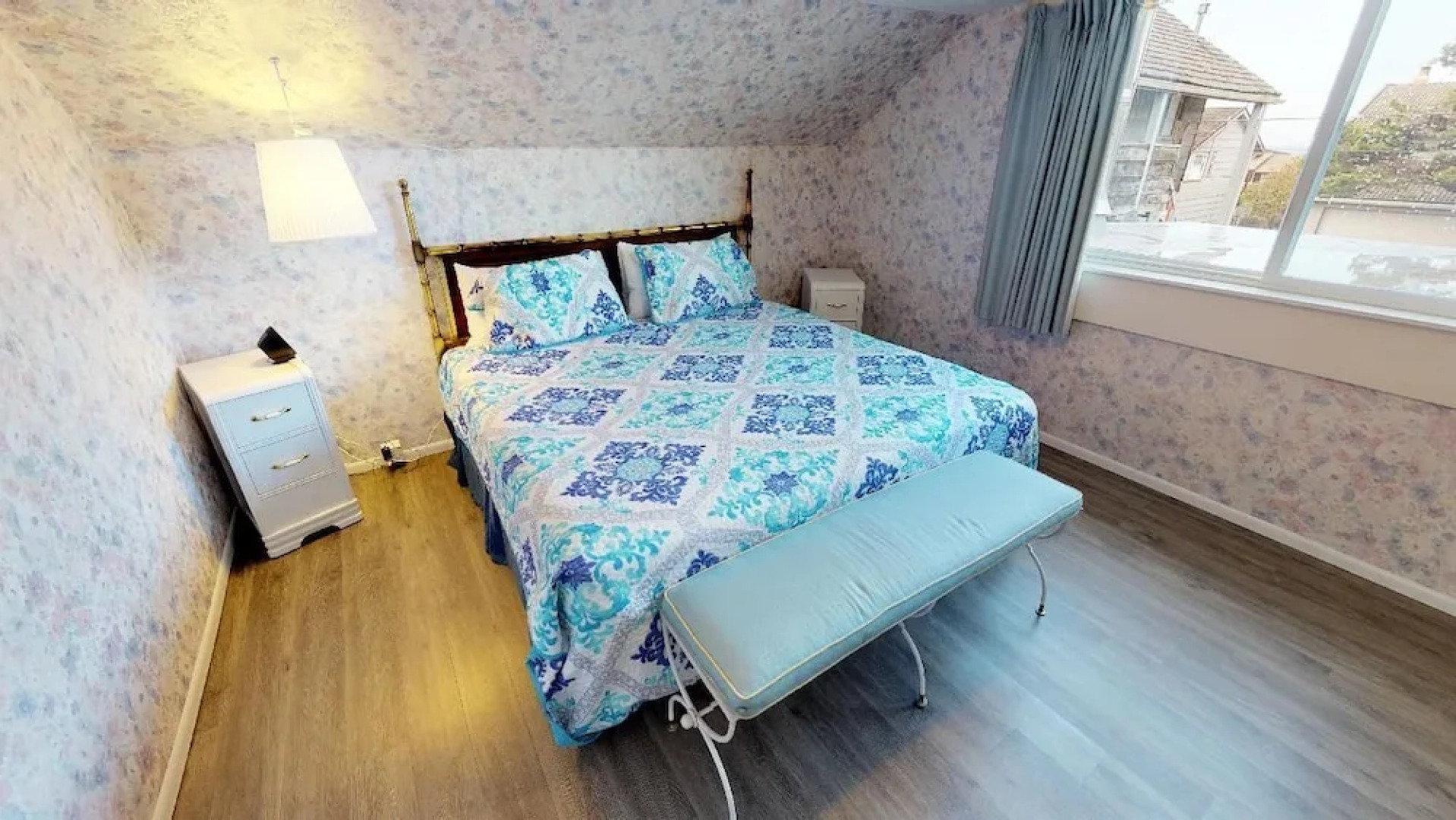 Woodley Beach House 2 Bedrooms 2 Bathrooms Home