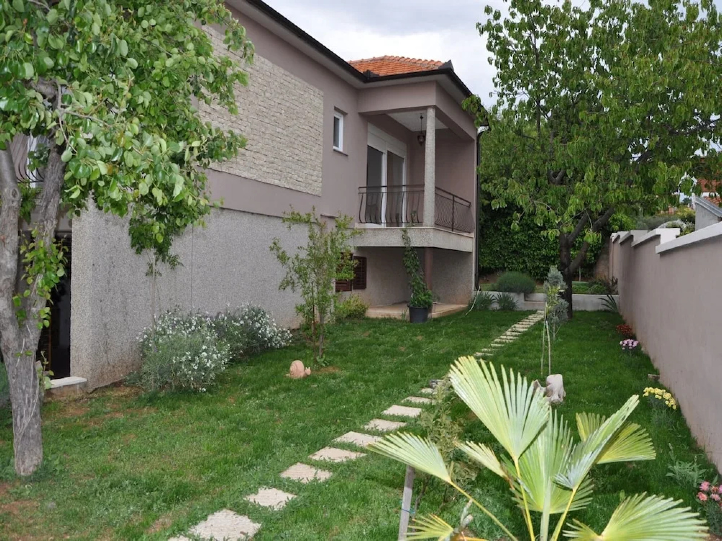 Lovely Apartment in Pakoštane With Private Swimming Pool