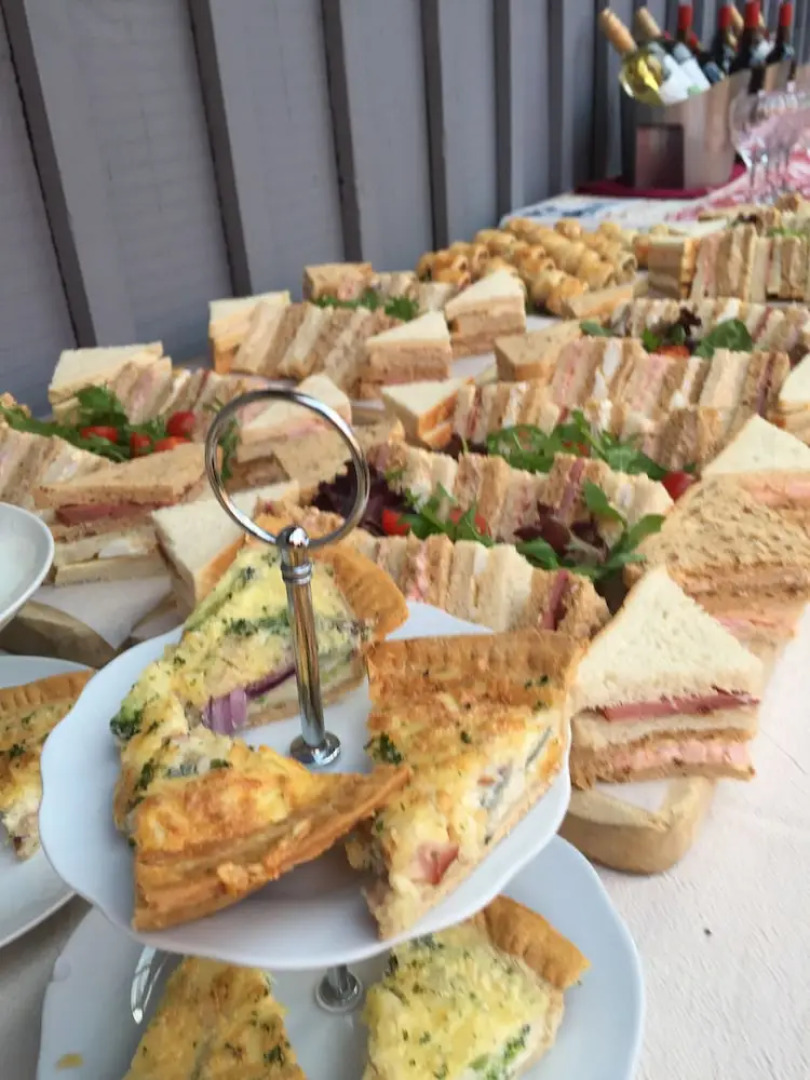 Willow Barn Hotel & Restaurant