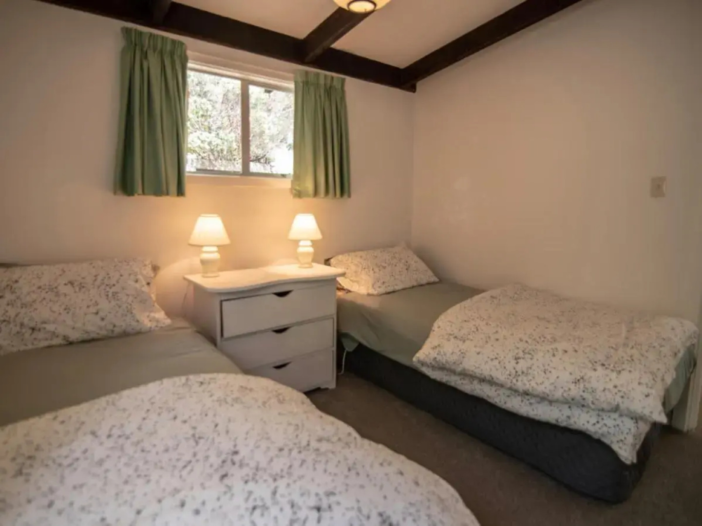 Kingfisher's Perch - Takamatua Holiday Home