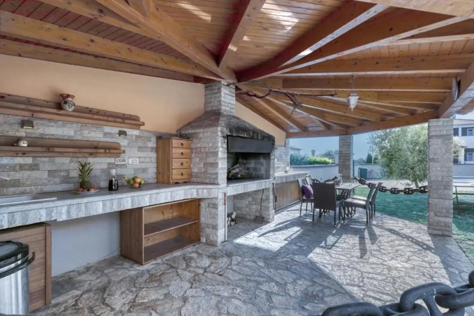 Villa GRACIA - big house with pool, bbq, playground & table tennis, game room with billiards & table football, Pula, Istria