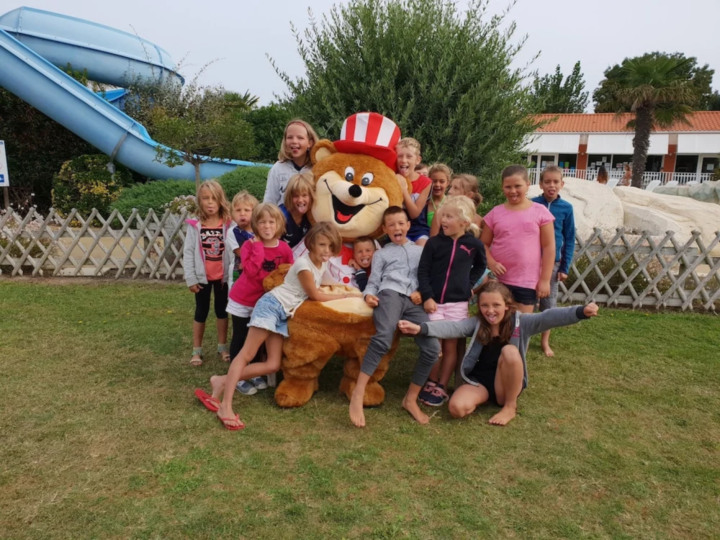 Camping Les Places Dorees