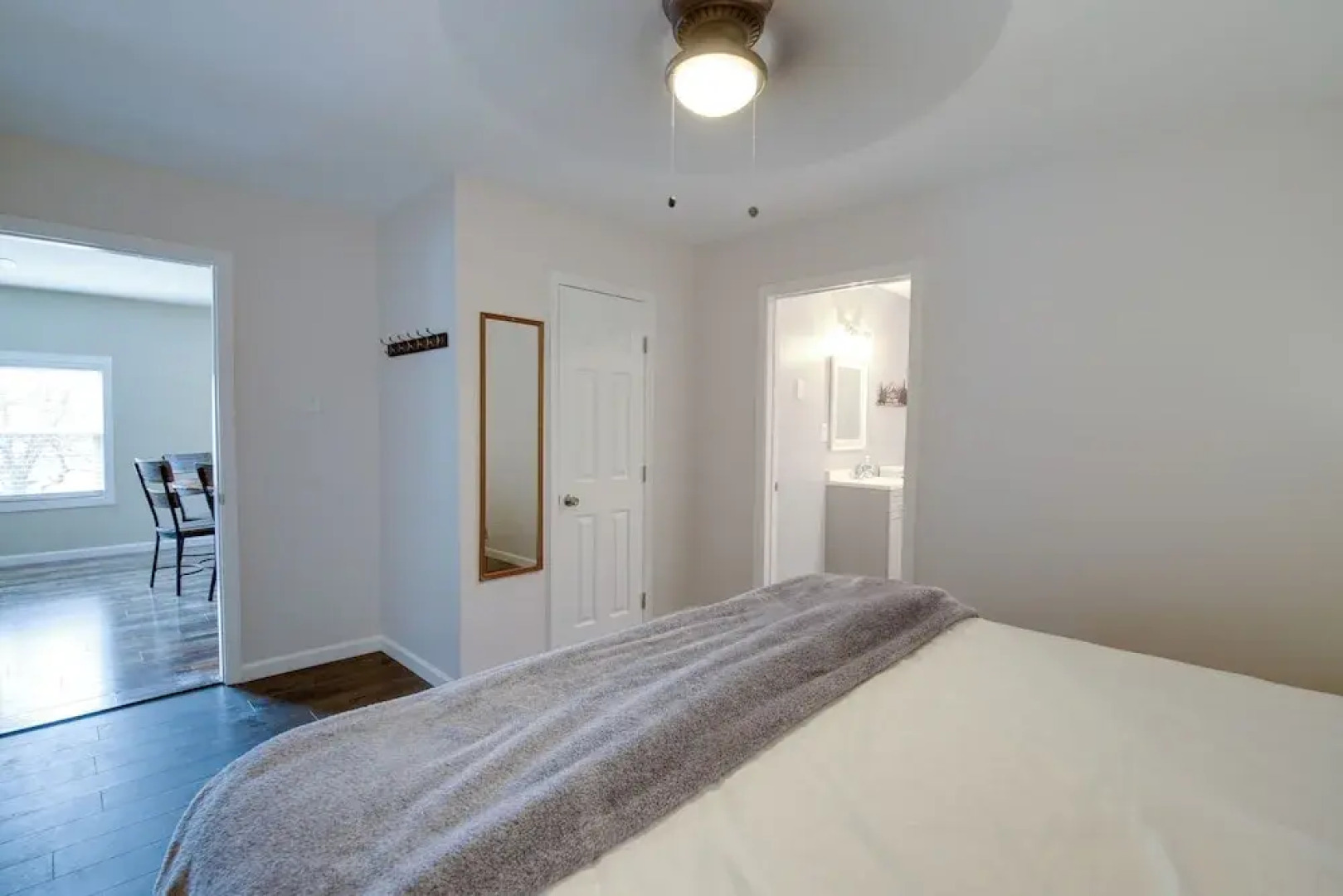 Dandridge Vacation Rental w/ Fishing Pier & Grill!