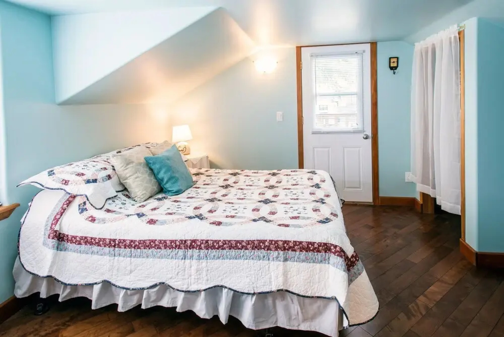 The Acorn Guesthouse