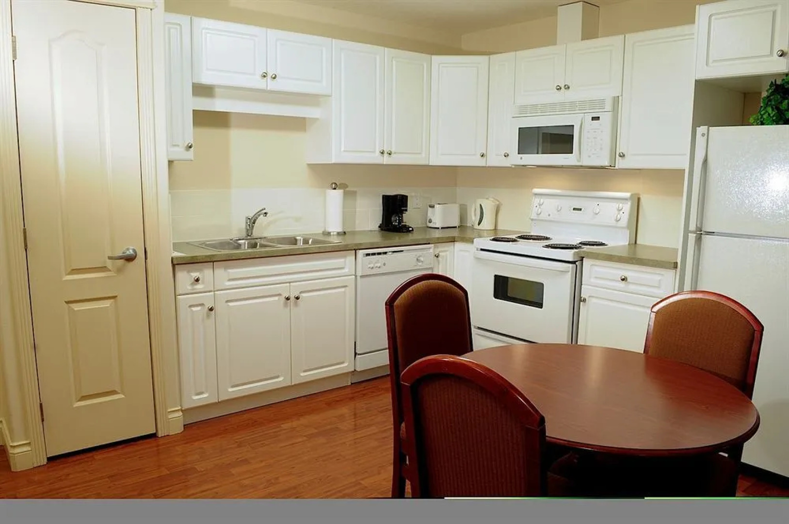 Inuvik Capital Suites