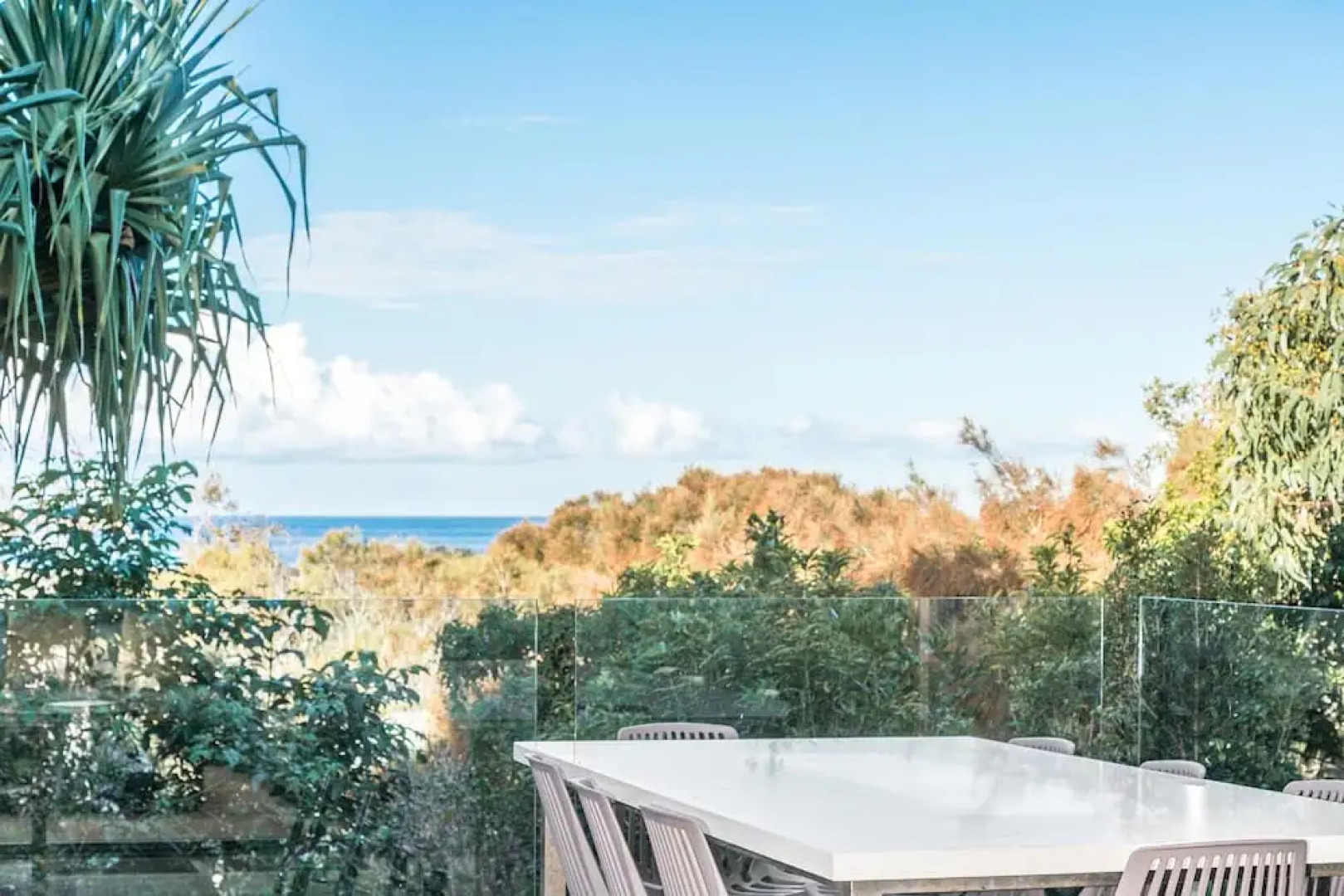 Your Luxury Escape - Vue from Here