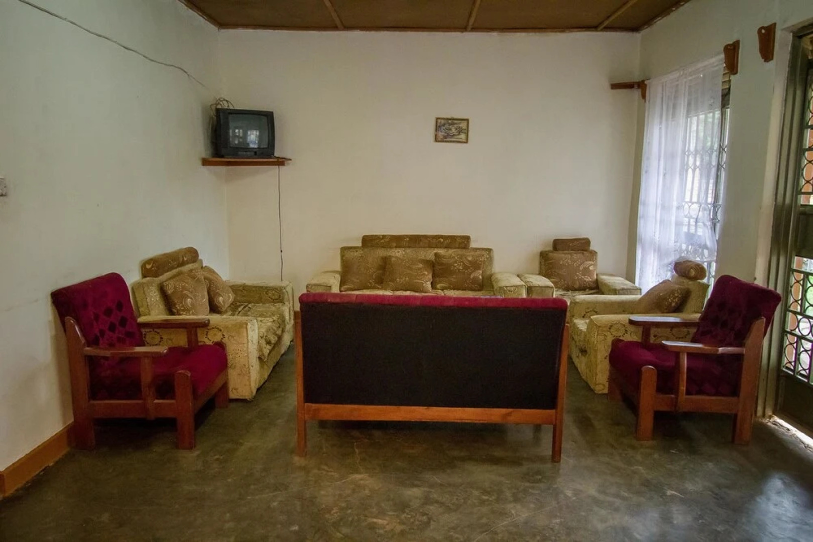 Virunga Campsite and Backpackers