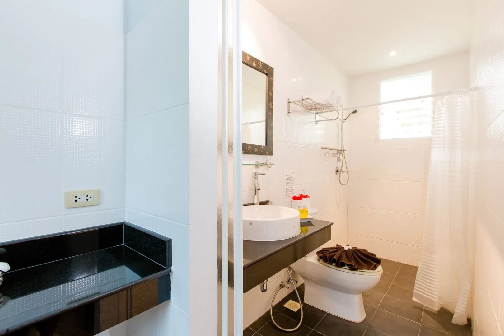 Serenity Lakeside Resort